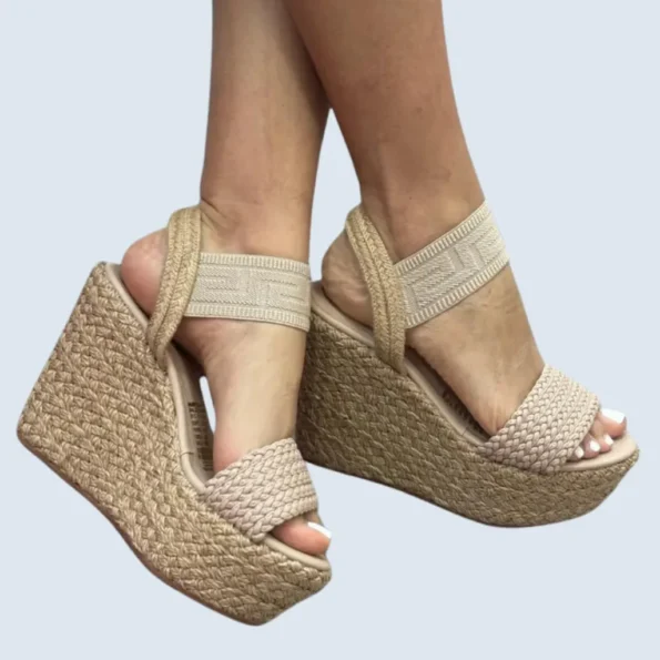 PLATAFORMA YUTE CAPELLADA EN TRENZAS Y ELASTICO