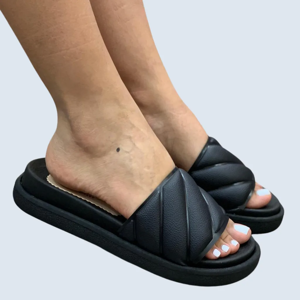 SANDALIA CANOA SUECA CAPELLADA REPUJADA