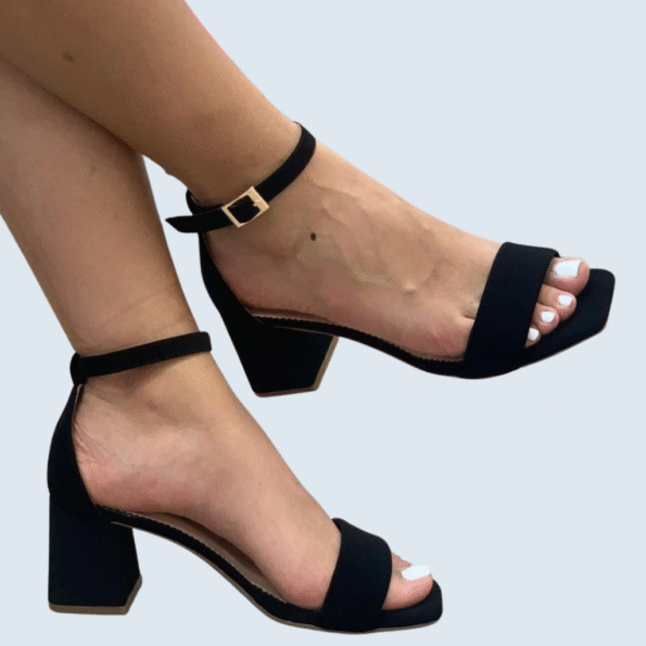 SANDALIA EN TACON TALONERA Y PULSERA