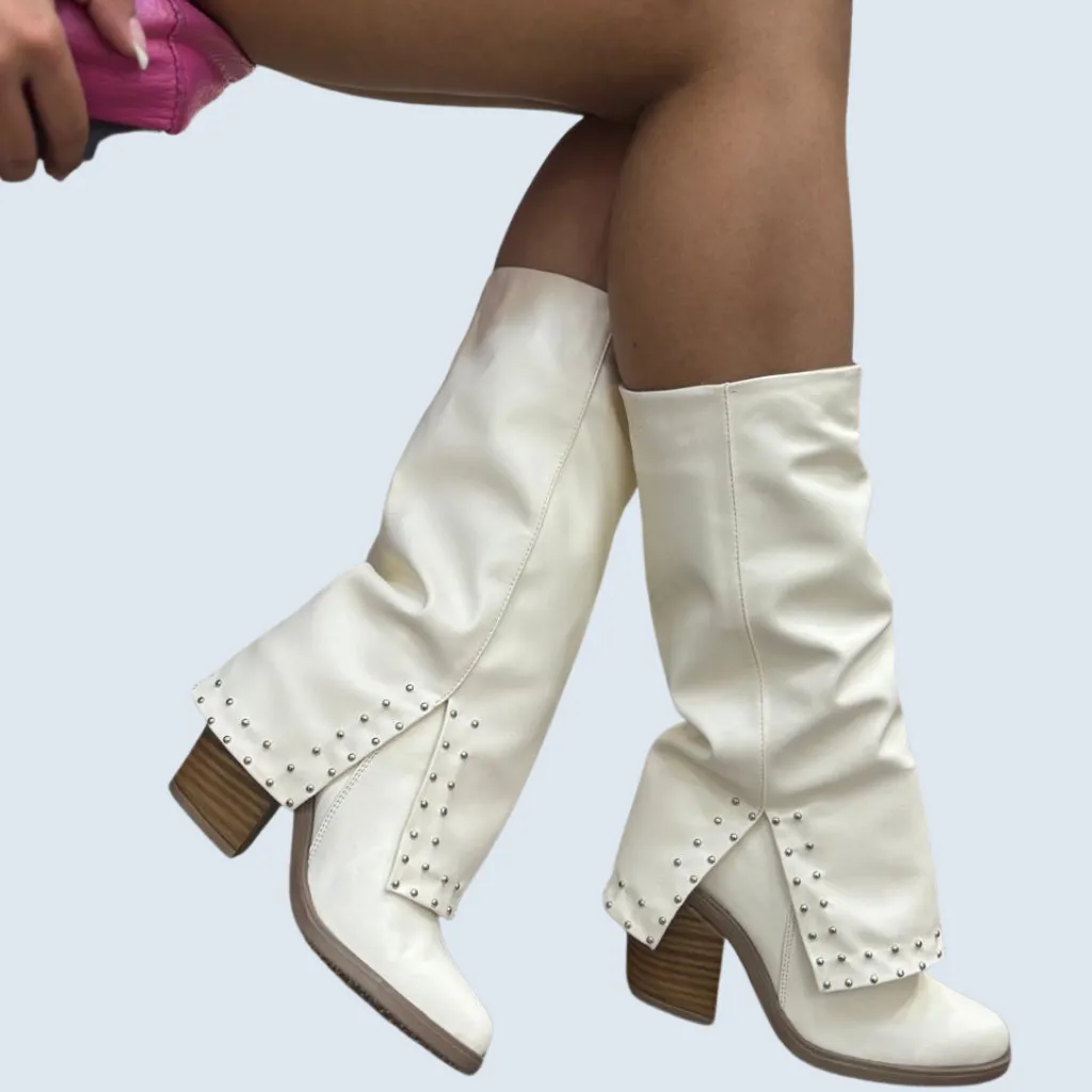 BOTA CAÑA ALTA CON TACHES