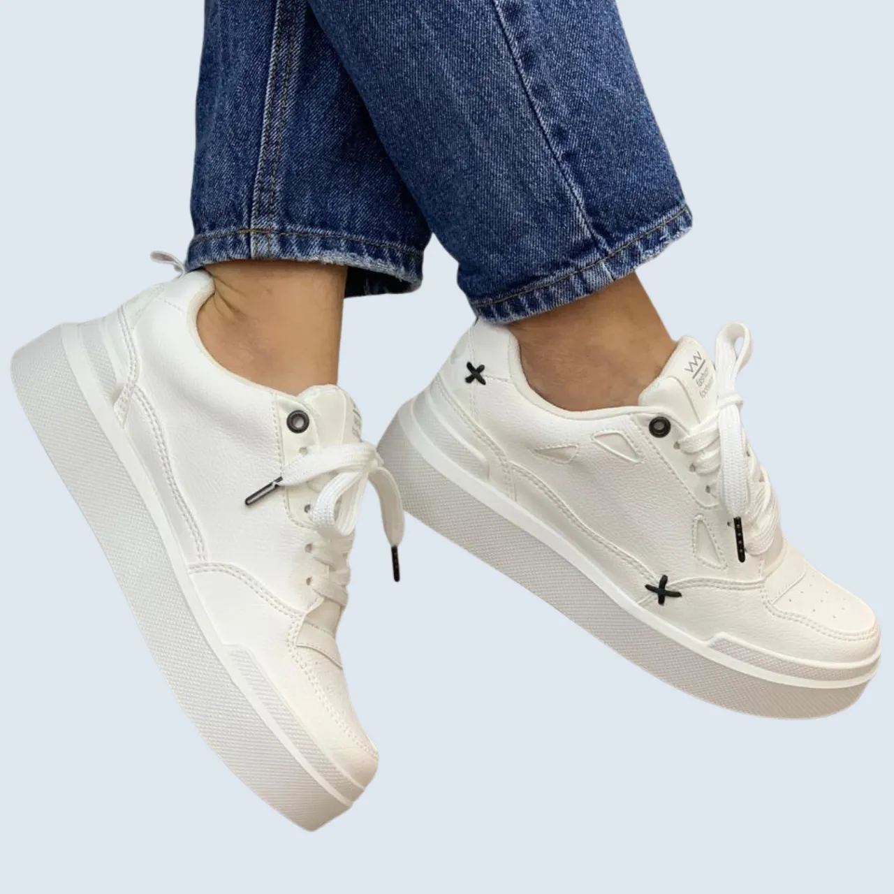 TENIS CLASICO SUELA BAJITA